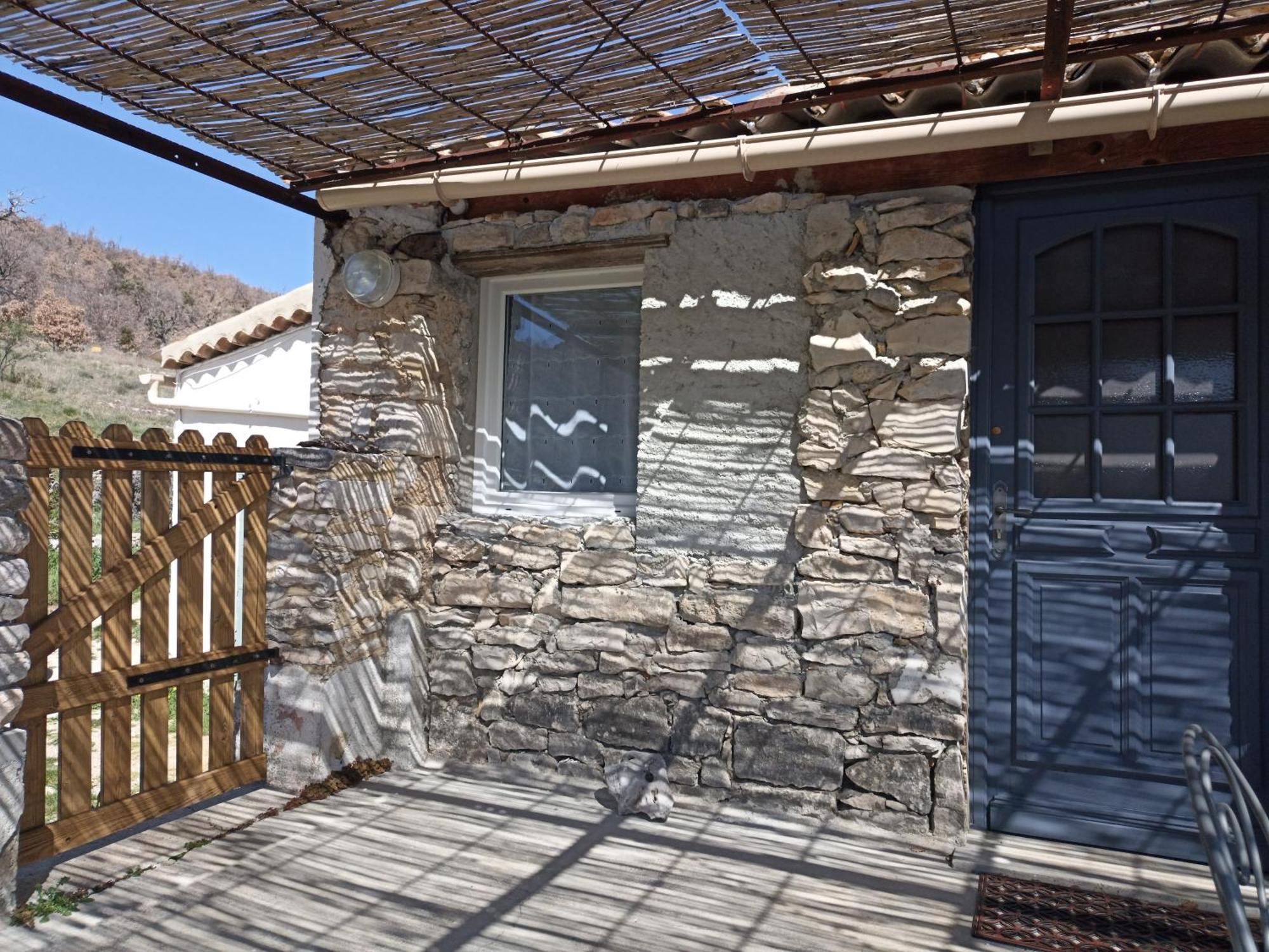 Gite Avec Piscine "La Maison De Valentine" En Provence Montsalier Exterior photo
